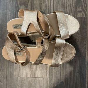 Steve Madden Rose gold platform sandals